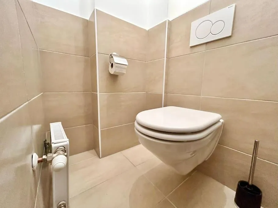 70 M2 Calm & Quiet With Free Parking Apartment Vienna
