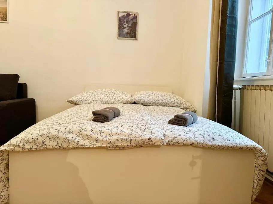 70 M2 Calm & Quiet With Free Parking Apartment Vienna